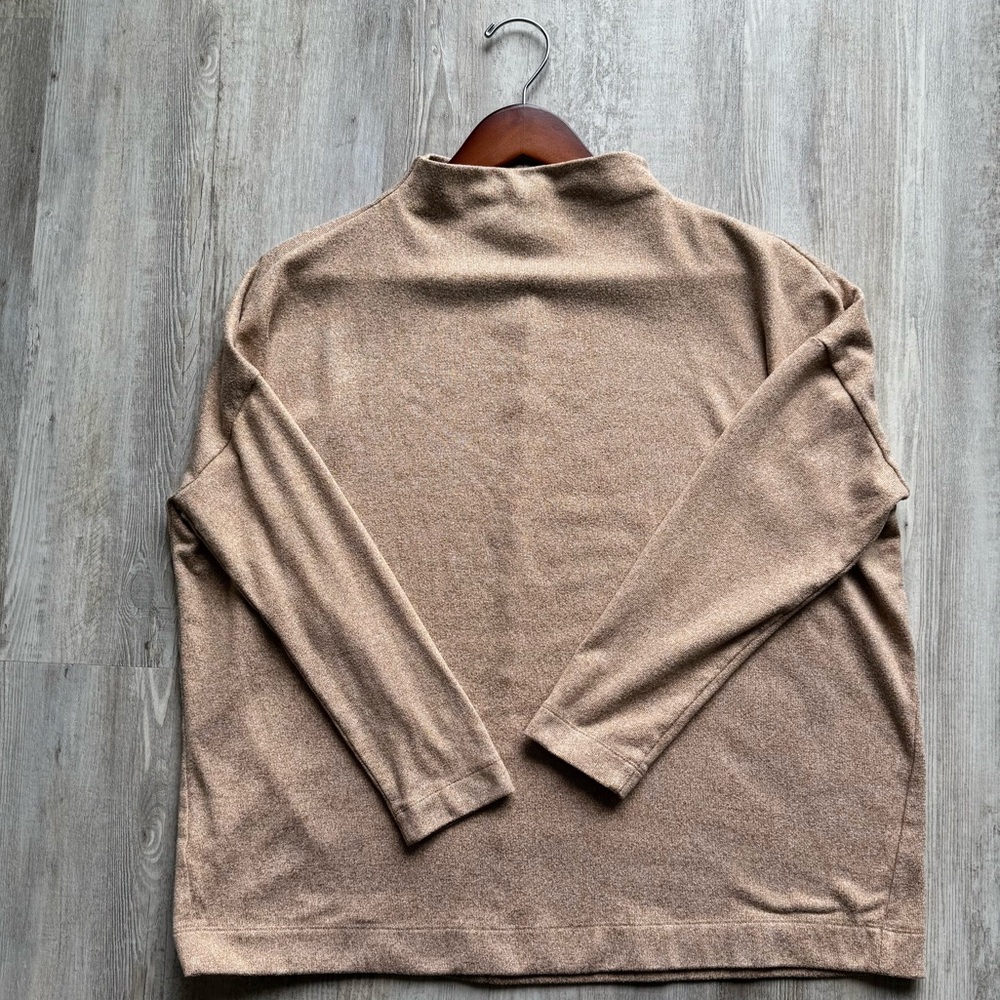 Women’s Tan Sweater